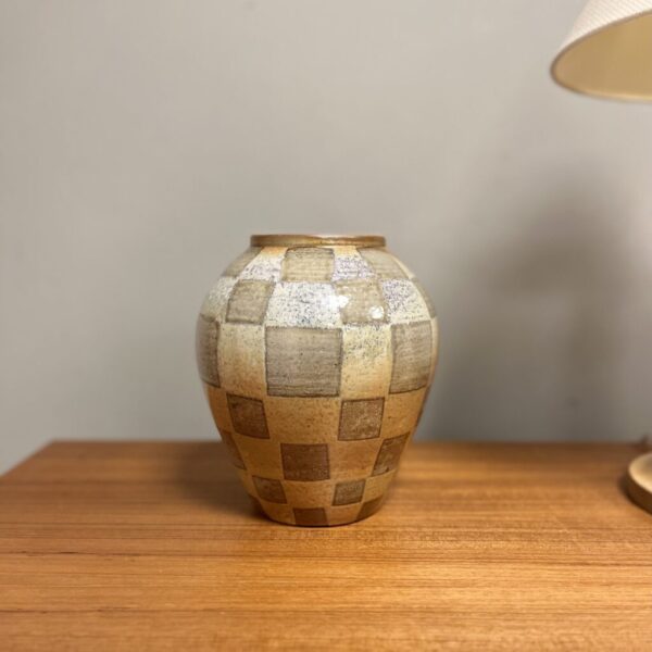 Vase/Urn by Thord Karlsson