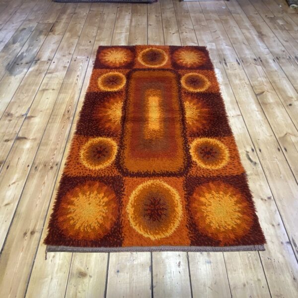 Svensk/Danish Retro Ryamatta/Shag Carpet – Tangerine Cosmos